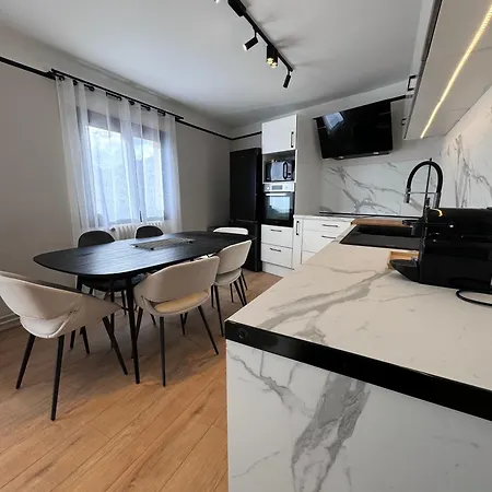 Hyper-centre - à Pied Megève