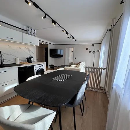 Hyper-centre - A Pied Apartament
